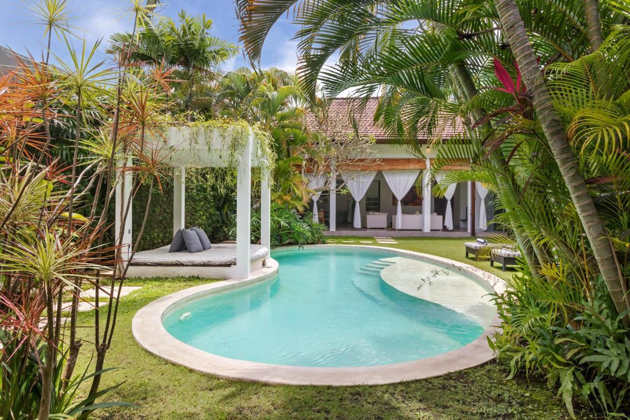 Villa Alice By Villa Finder Seminyak  Luaran gambar